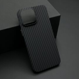 Futrola CARBON STRIPES - iPhone 15 Pro Max (6.7) crna (MS).