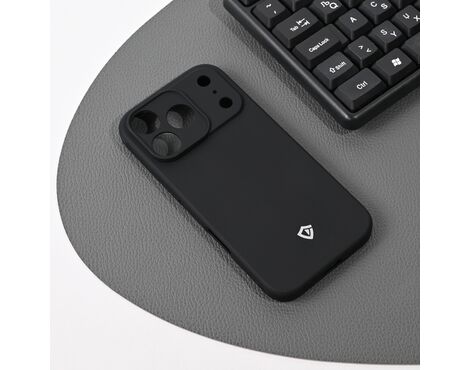 Silikonska futrola Teracell ultra tanka (skin) - iPhone 17 Pro mat crna.