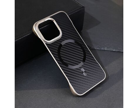 Futrola Magsafe Carbon - iPhone 13 Pro crna.